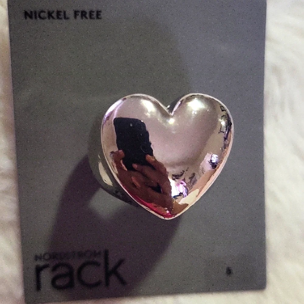 Silver Heart Ring - Picture 2 of 2